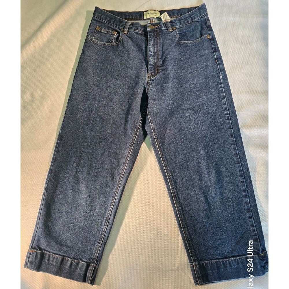 Eddie Bauer Women’s Jeans Size 10 – Blue.